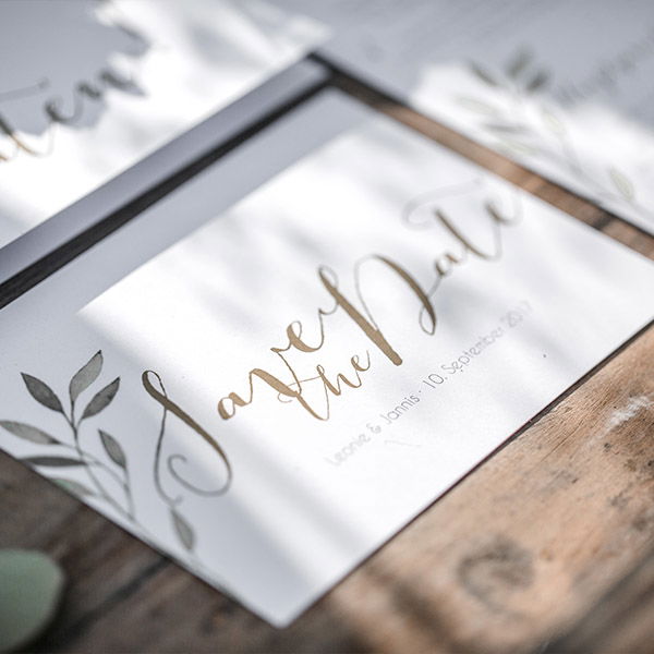Hochzeitseinladungen und Hochzeitsdrucksachen – Personalisiert eure Einladungskarten & Menükarten in Österreich