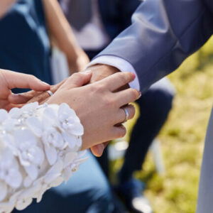 Ringe, Jawort, Hochzeit, Trauung, Anzug, Brautkleid