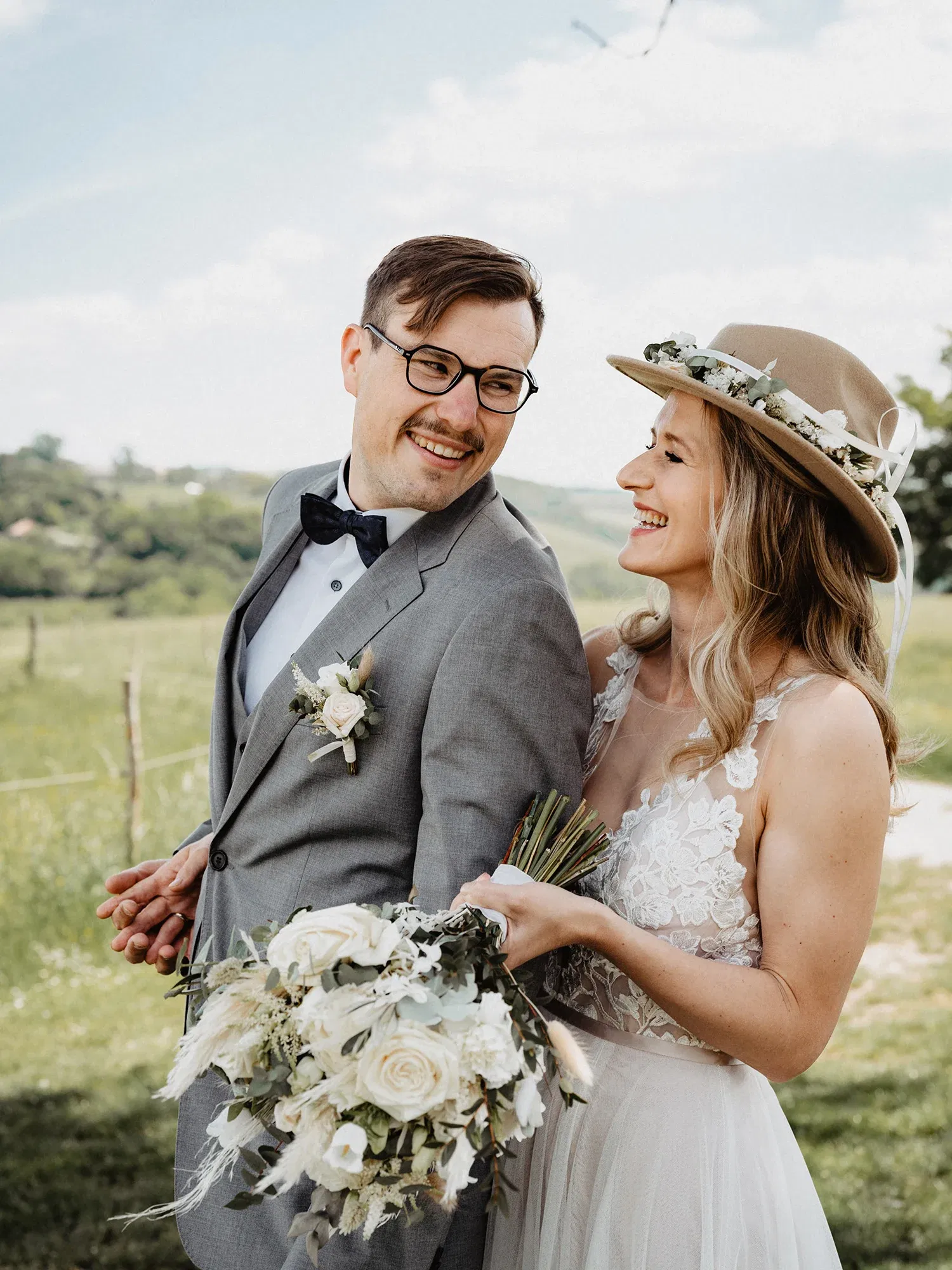 Hochzeit - Hochzeitspaar - Outdoor