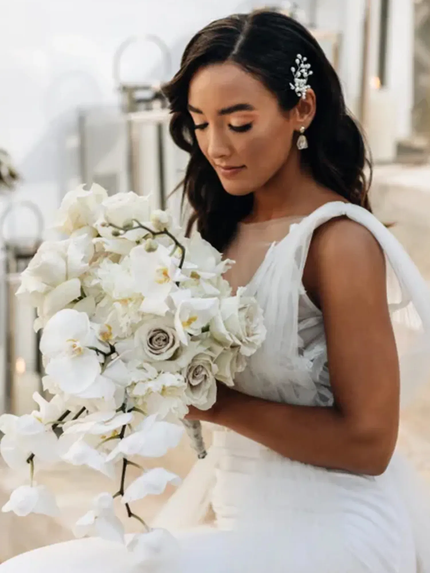 Braut mit Haarschmuck