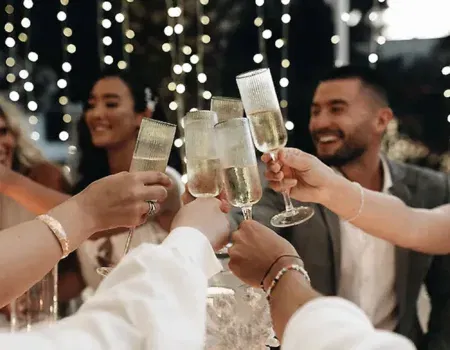 Wie hält man die perfekte Rede auf einer Hochzeit?
