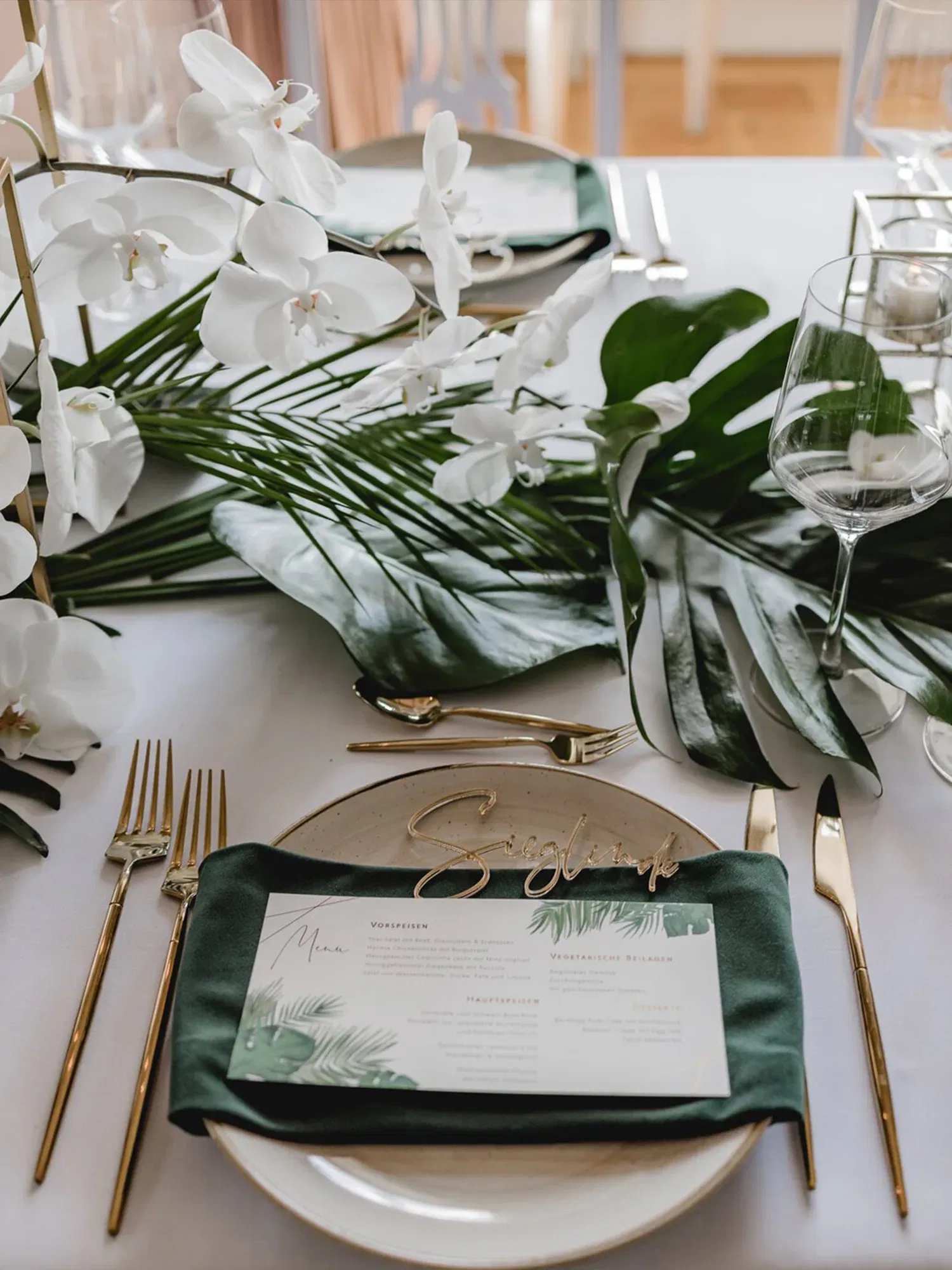 Mottohochzeit - Hochzeitskonzept table setting