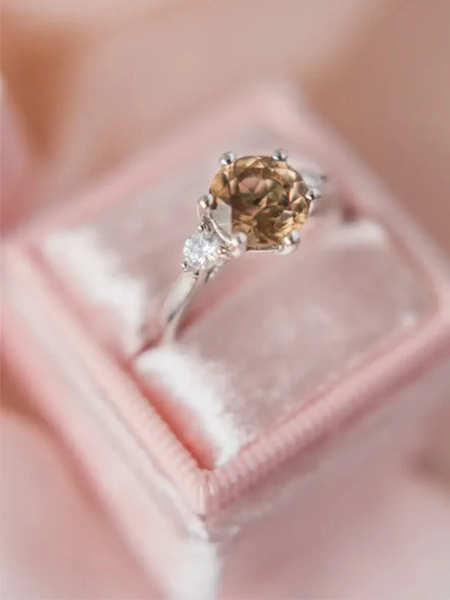 Verlobungsring in Box