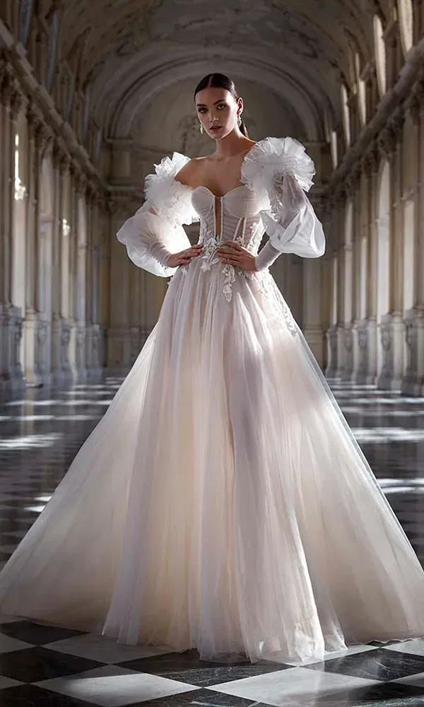 Tüll-Brautkleid von Pronovias