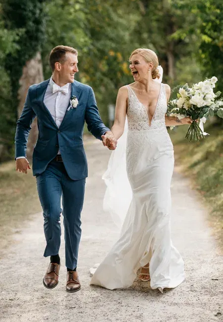 Hochzeitspaar beim Fotoshooting