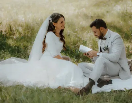 Eine romantische Hochzeit, gefeiert über ein ganzes Wochenende