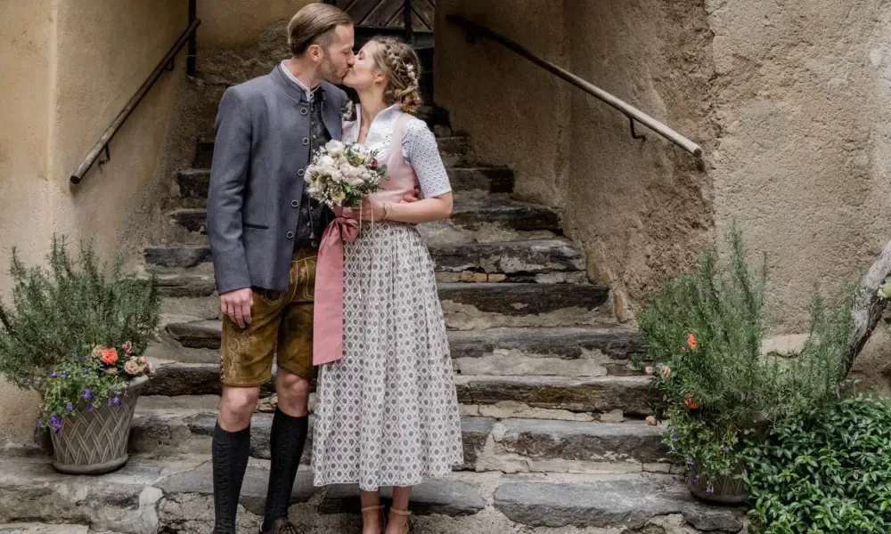 Trachtenhochzeit in Dürnstein