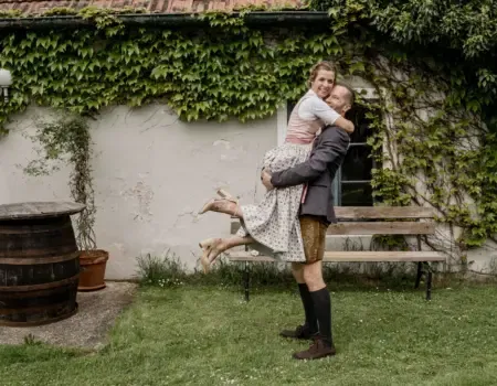 Trachtenhochzeit in Dürnstein