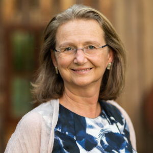 „Paare über 40 strahlen eine besondere Stärke aus“ – Interview mit Traurednerin Christa Buchgeher