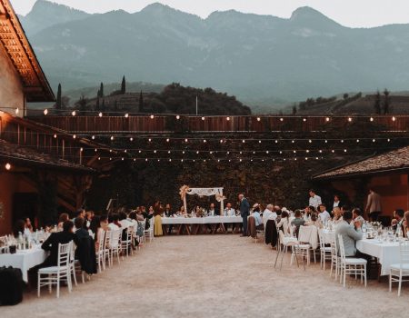 Die richtige Tischanordnung für eure Hochzeit: Ideen und Inspiration