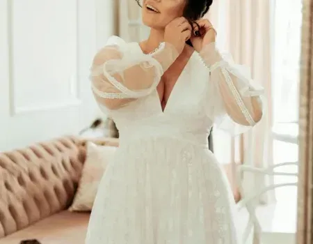 Die besten Brautkleider für Bräute mit Apfelfigur