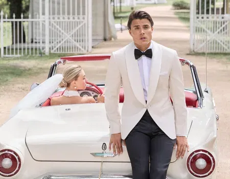 Der Gentlemanlook für eure Hochzeit – Dinner Jacket trifft weißen Anzug