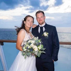 Laura (31) und Gregor (35): Hochzeit auf dem Schiff