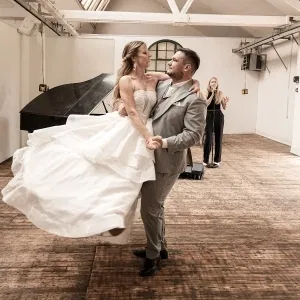 So sorgen Rebecca und Max von First Dance für einen entspannten Hochzeitstanz